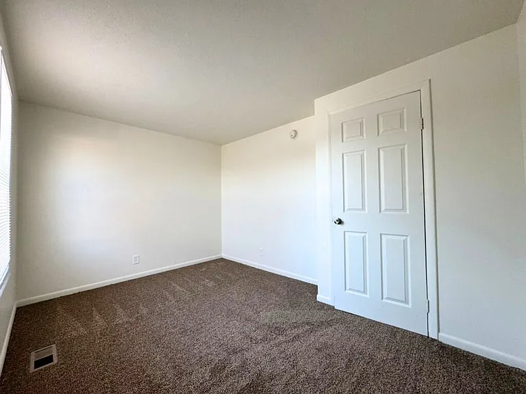 EastPointe — Photo 94