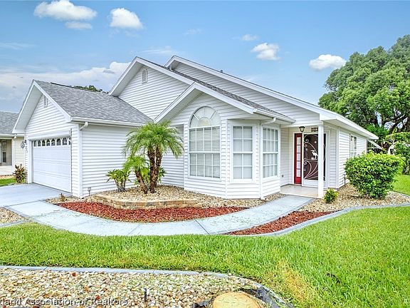 3rd image of 3231 E Pebble Creek Dr