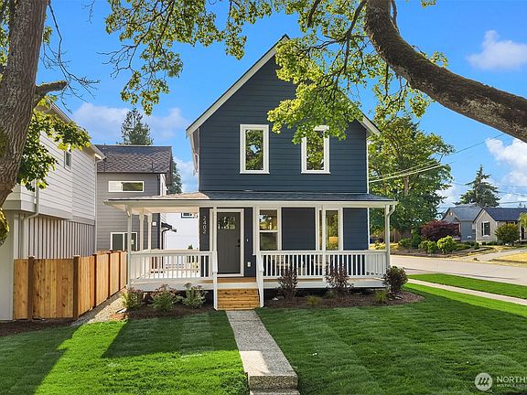 4th image of 2402 Cleveland Avenue #A