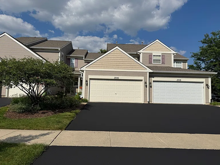 2956 Rutland Cir — Photo 1