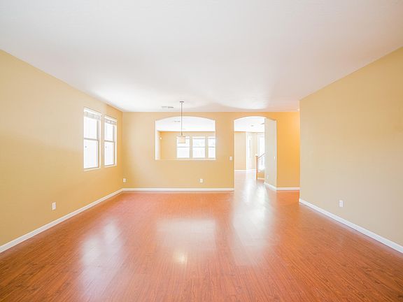 3rd image of 23236 N 121st Dr