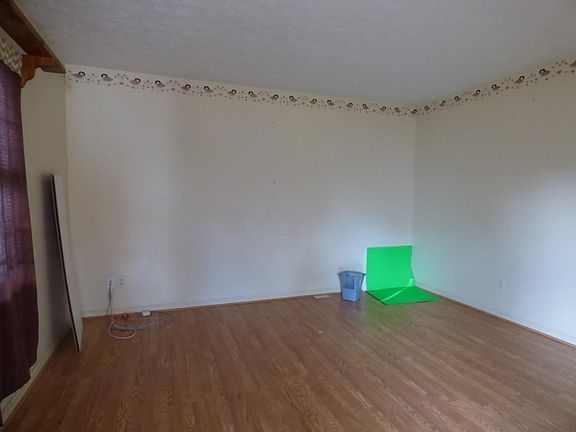 2nd image of 4438 Elm Wood Ct