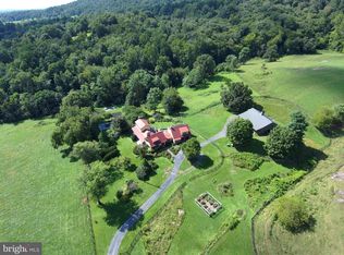 1983 Misty Meadows Ln, Markham, VA 22643