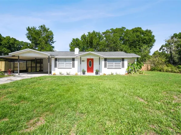 6553 Woodsman Dr, Zephyrhills, FL 33544