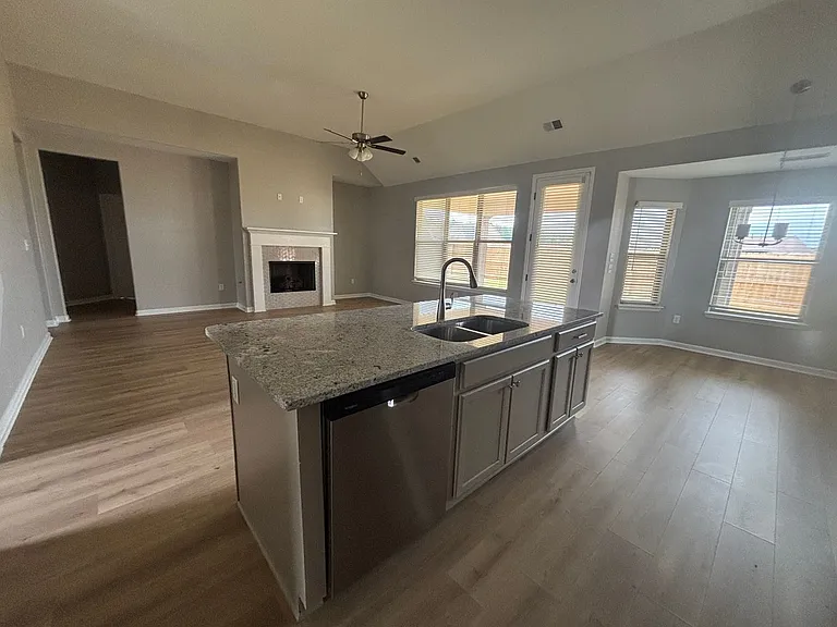 340 Chesnut Ridge Cv — Photo 43