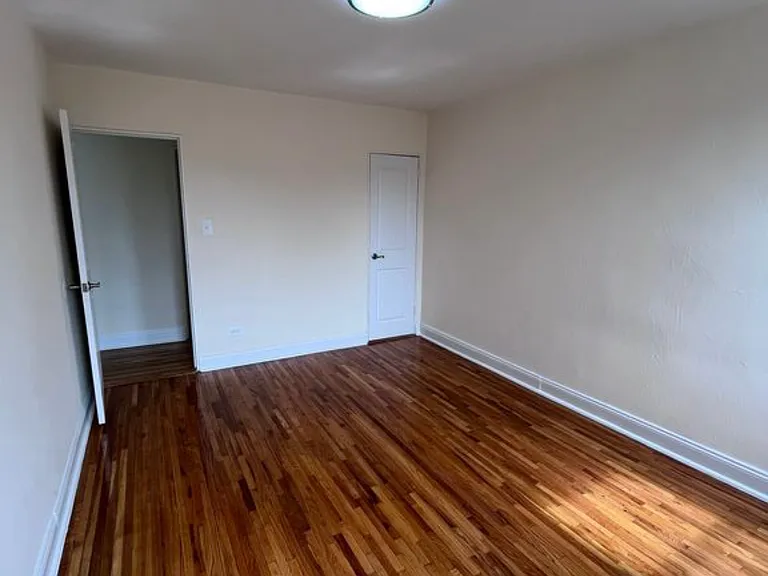 2049 20th Ln #4A — Photo 7