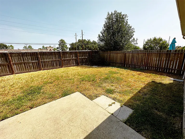 10210 Canyon Rose Ln — Photo 20
