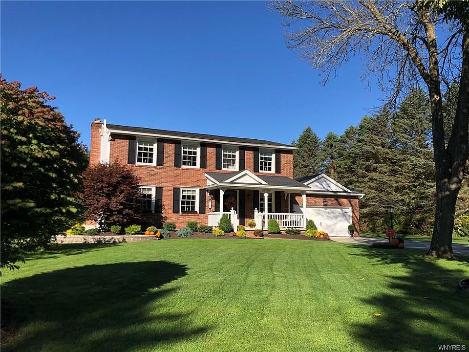 1st image of 140 Hickory Hill Dr