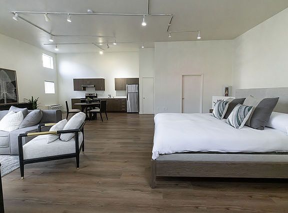 4th image of 1614 K St APT 8