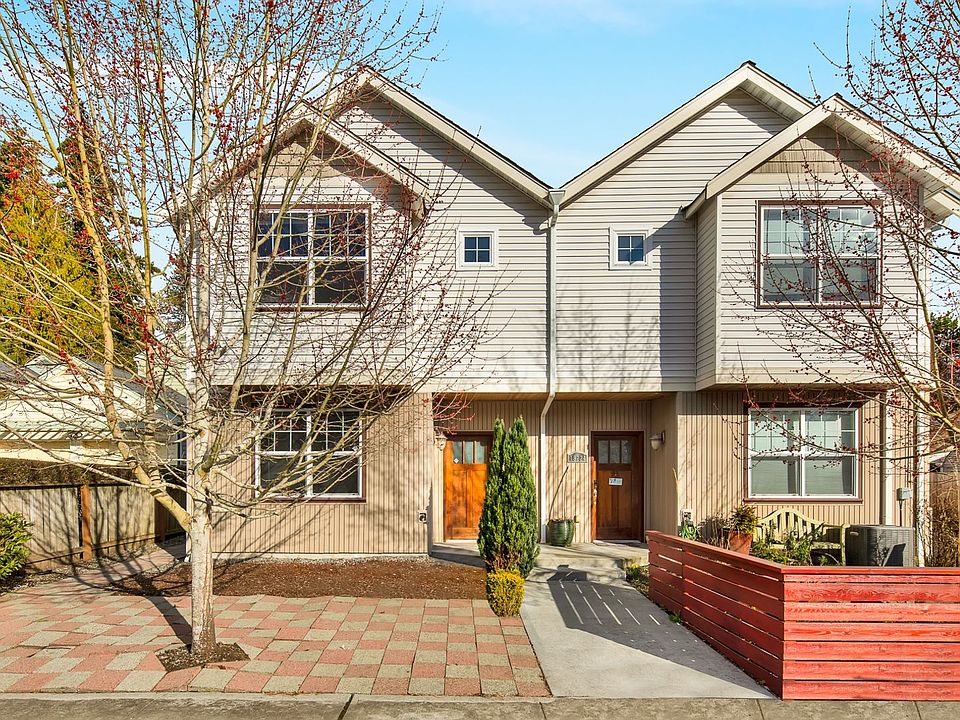 1st image of 19226 15th Ave NW