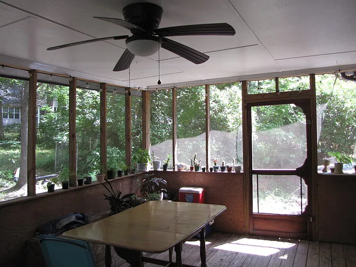 603 E Hammond St — Photo 16