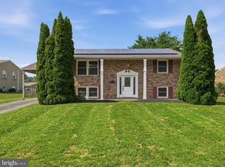 17608 Forest Glen Cir, Hagerstown, MD 21740