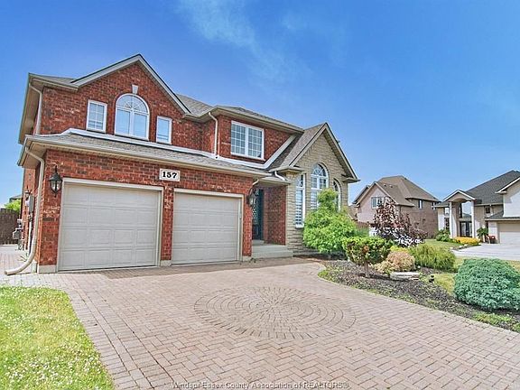 3rd image of 157 Rockhaven Dr