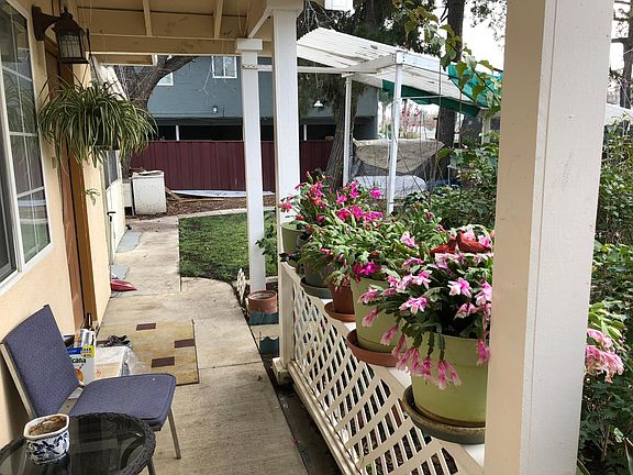 2nd image of 1598 Vallejo Dr