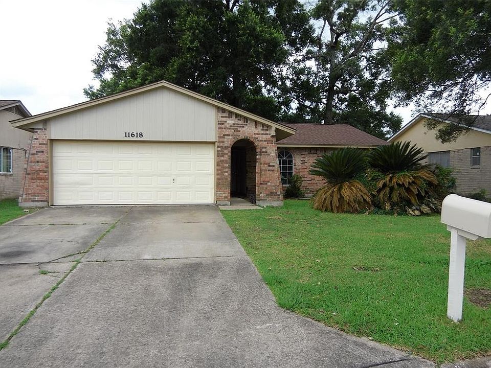1st image of 11618 Badgerwood Dr