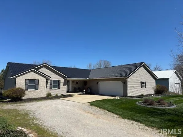 925 E 150 N, Lagrange, IN 46761