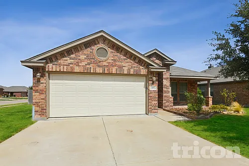 157 Spring Hollow Dr Photo 1