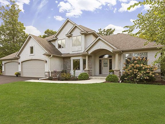 2nd image of 15216 Wildwood Trl