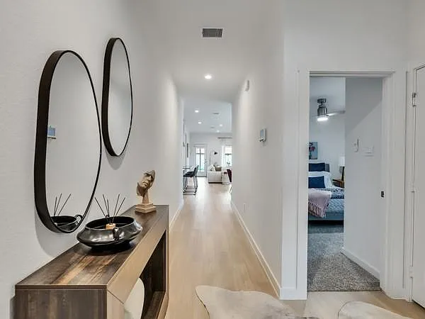 1518 Merulana Ln — Photo 1