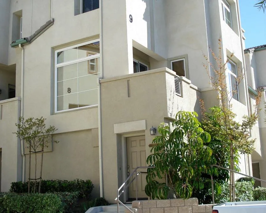 564 Almond Rd