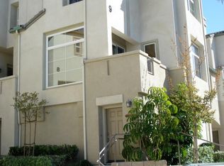 564 Almond Rd, San Marcos, CA 92078