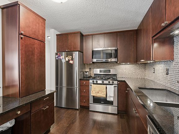 2nd image of 4002 Foss Rd APT 102