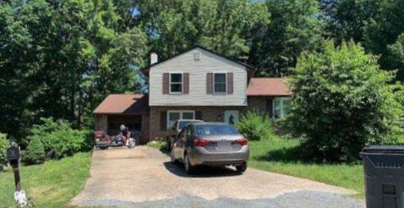4th image of 1118 Wythe Ct