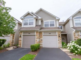 938 Mesa Dr, Lake In The Hills, IL 60156