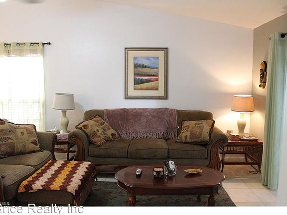 5th image of 12263 Londonderry Ln