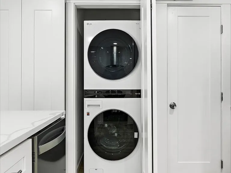 Washer/Dryer