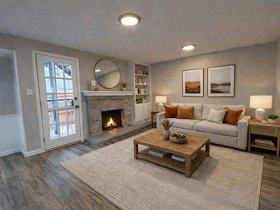 5th image of 7165 S Gaylord St APT I2