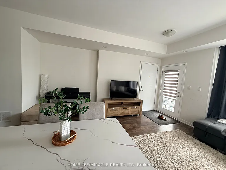 1460 Whites Rd #323 — Photo 4