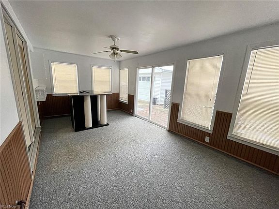 5th image of 440 Broad Route St #7