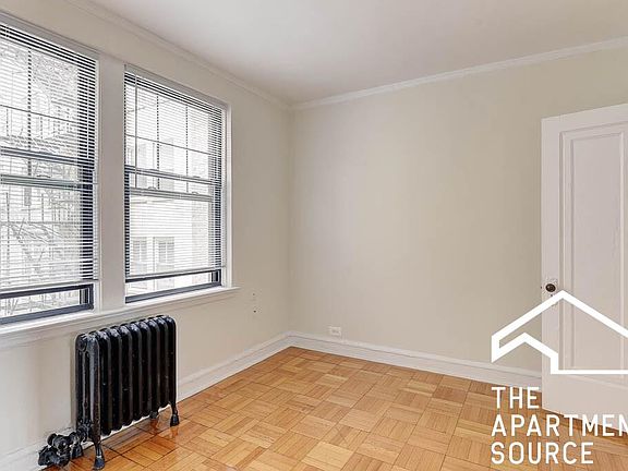 5th image of 1210 W Sherwin Ave #310