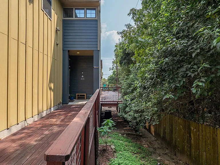 3609 Clawson Rd #B — Photo 28