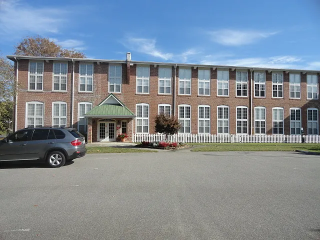 112 Carolyns Mill Pl — Photo 1
