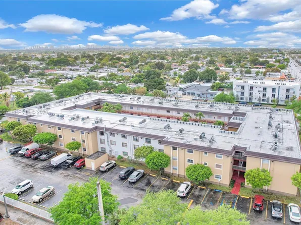 4655 Palm Ave APT 205, Hialeah, FL 33012