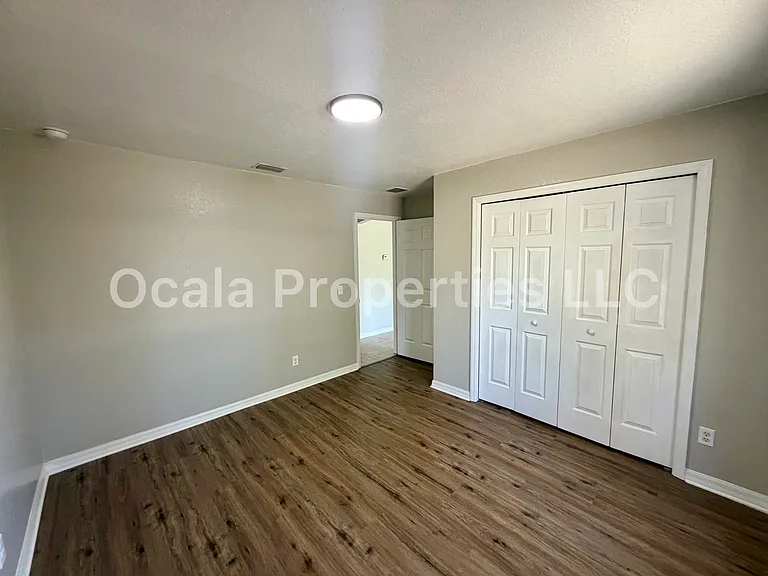 1 Olive Ln — Photo 19