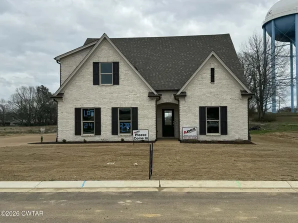 2307 Cherokee Trl, Dyersburg, TN 38024