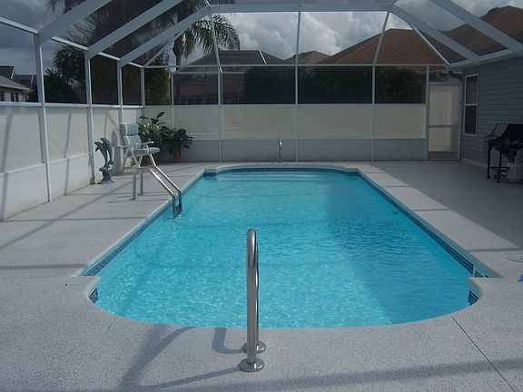 2nd image of 3121 Maywood  Court