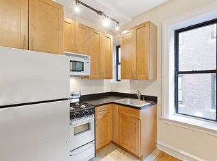 350 W 55th St APT 3O, New York, NY 10019