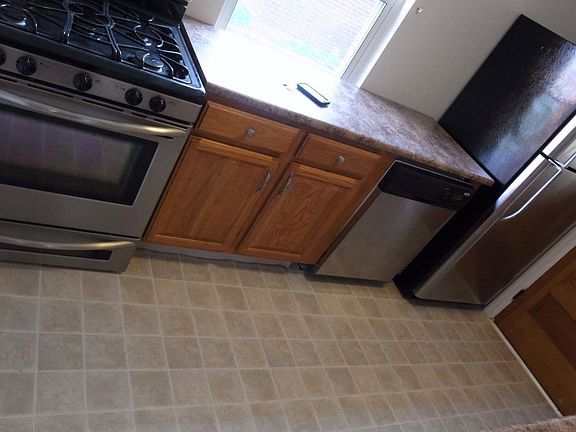 3rd image of 108 McLaughlin Dr