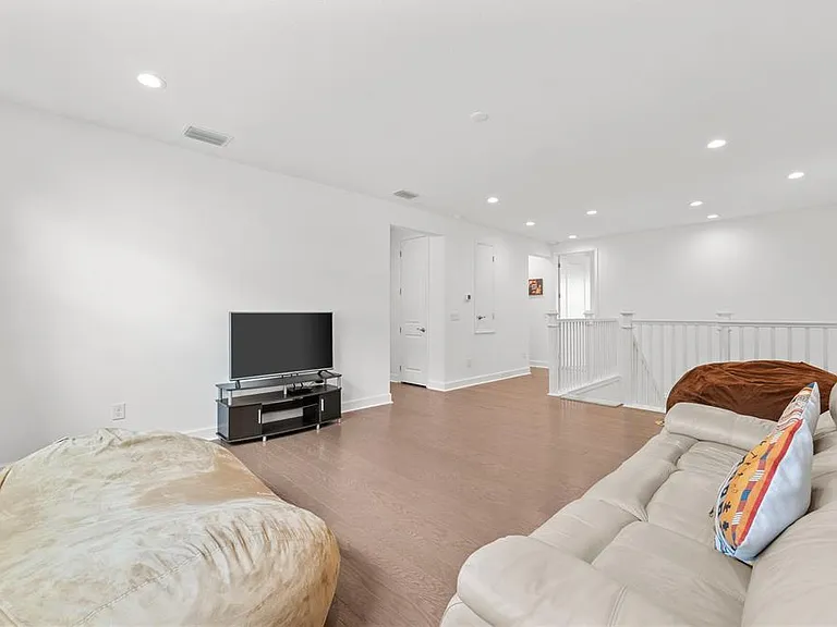 32558 Tree Of Life Ave — Photo 32