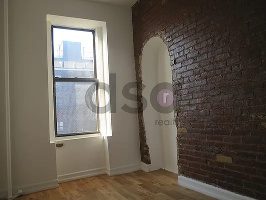 Rented by DSA Realty | media 50