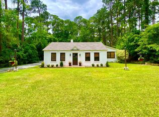 1624 N Ridge Ave, Tifton, GA 31794