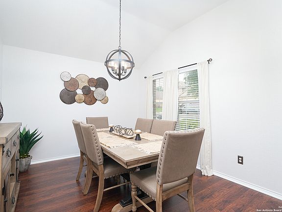 3rd image of 5543 SOUTHERN OAKS
