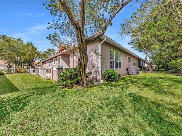 7600 S Aragon Boulevard #3, Sunrise, FL 33322