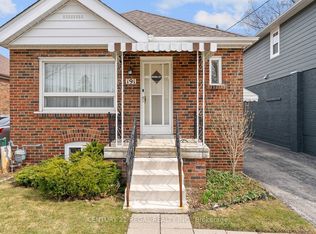 191 Alderbrae Ave, Toronto, ON M8W4K4