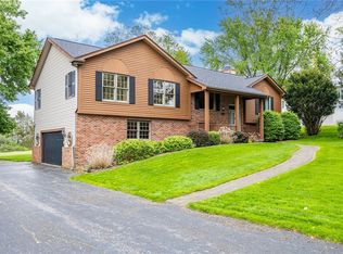 920 Middle Rd, Rush, NY 14543