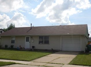 726 Farragut Ave, Romeoville, IL 60446